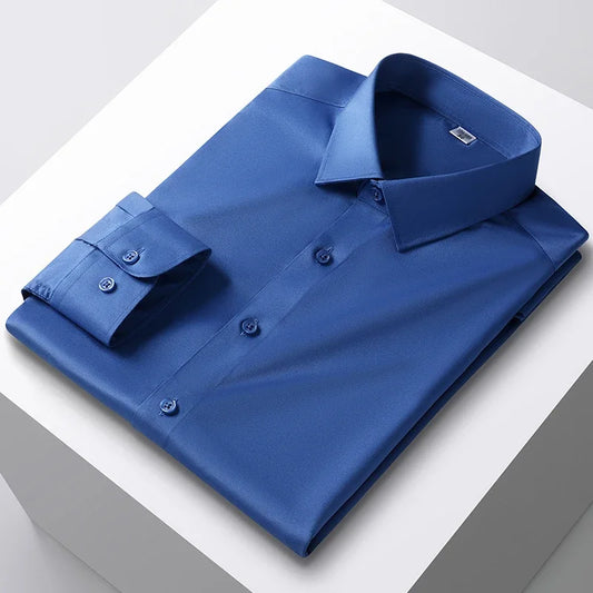 Blue fitted shirt made of cotton and polyester