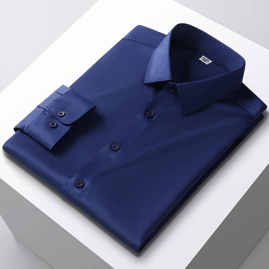 Royal blue fitted shirt made of cotton and polyester