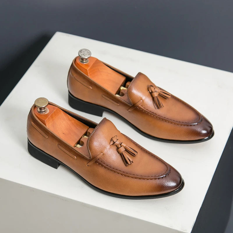 Trendy Brand Classic Brown Men'S Work Shoes anti Slip Comfortable Men'S Leather Casual Shoes Commuting Daily Driving Shoes
