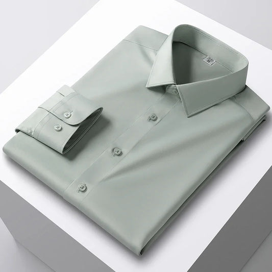 Light Green fitted shirt made of cotton and polyester